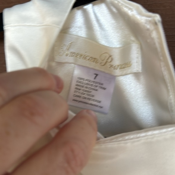 American Princess White and Silver Formal Dress size 7 - Picture 2 of 5
